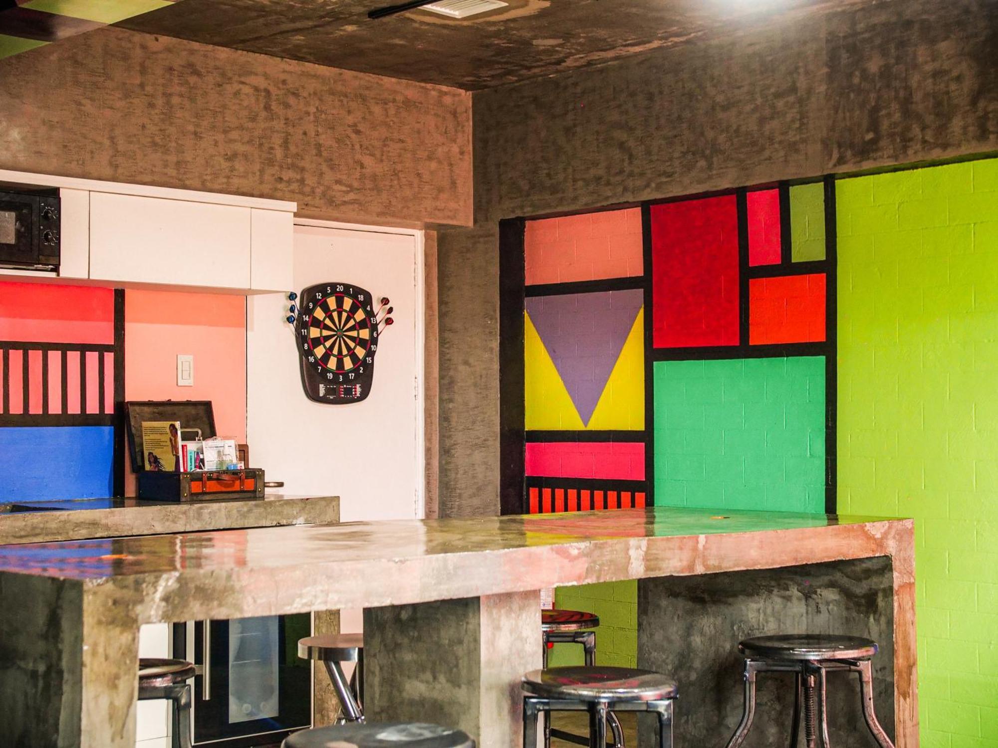 D522 Hostel At Kiener Hills - Near Cebu Airport 막탄 외부 사진